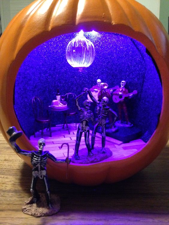 Halloween Diorama Ideas