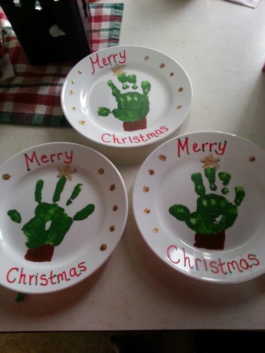 Handprint Christmas Plates
