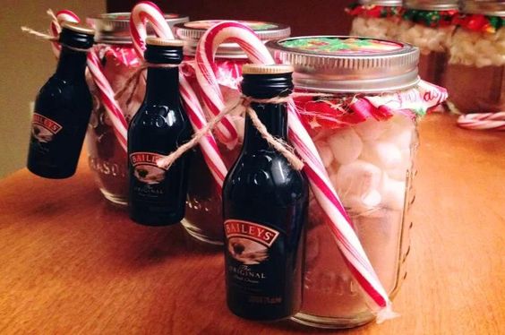DIY Gifts in a Jar - Hot Cocoa