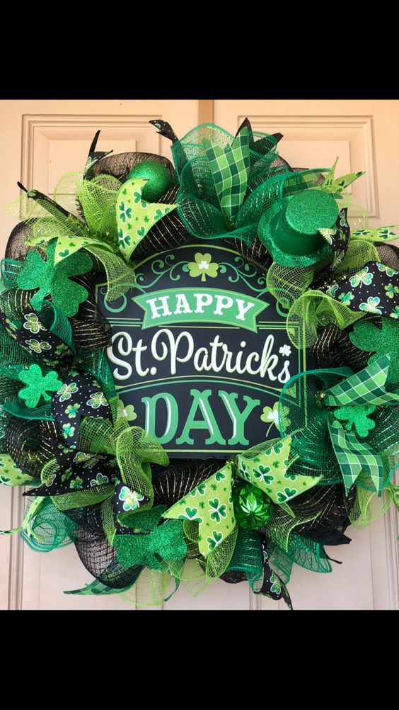 How to make a St. Patrick's Day Wreath